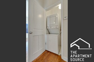 855 W Cornelia Ave, Unit 3W in Chicago, IL - Foto de edificio - Building Photo