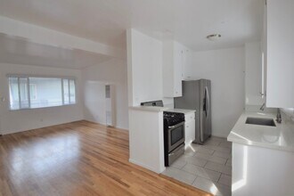 1846 10th St in Santa Monica, CA - Building Photo - Building Photo