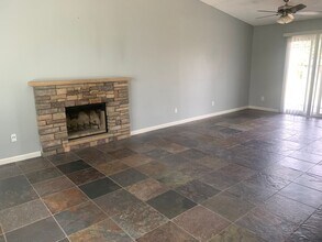 55 Simons Ct in Oakley, CA - Building Photo - Building Photo