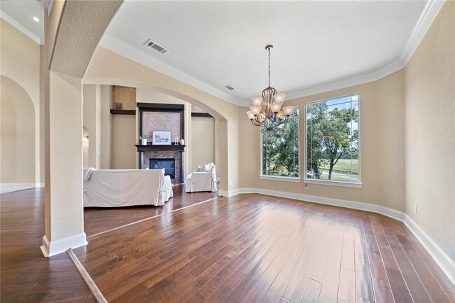 19182 Grandview Point