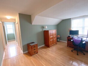 1 Nutmeg Ct in Mansfield, CT - Building Photo - Building Photo