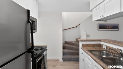 30 E Brown Rd in Mesa, AZ - Foto de edificio - Building Photo