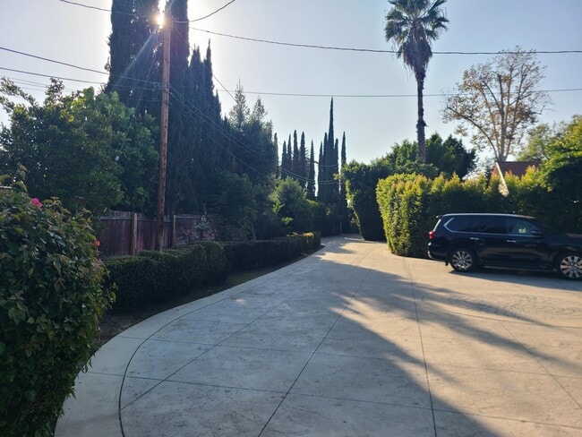 1720 S Baldwin Ave in Arcadia, CA - Building Photo - Building Photo