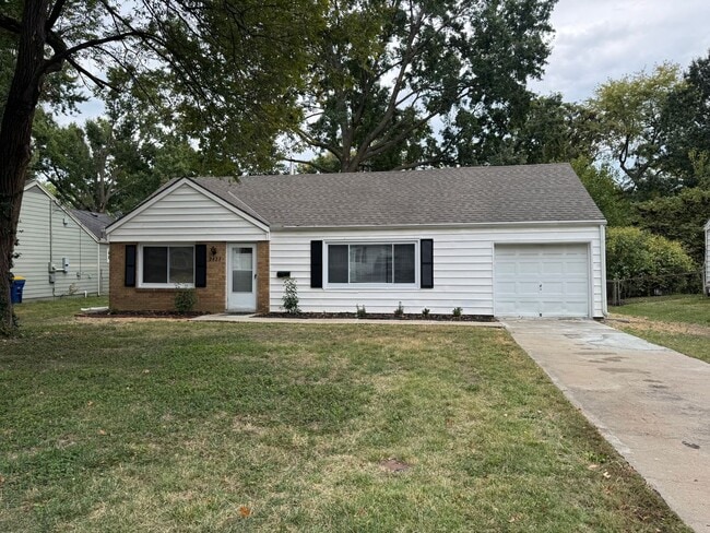 property at 2421 W 76th St