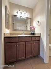7255 E Snyder Rd in Tucson, AZ - Foto de edificio - Building Photo