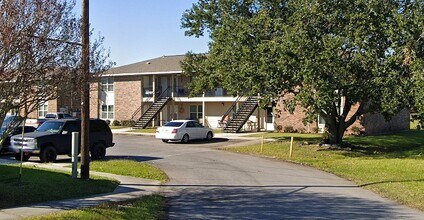 16932 W Main St in Cut Off, LA - Building Photo - Building Photo