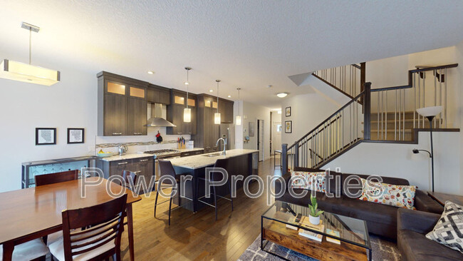 3113-3115 5 St NE in Calgary, AB - Building Photo - Building Photo