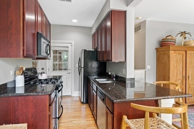 5402 N Kenmore Ave in Chicago, IL - Building Photo - Building Photo