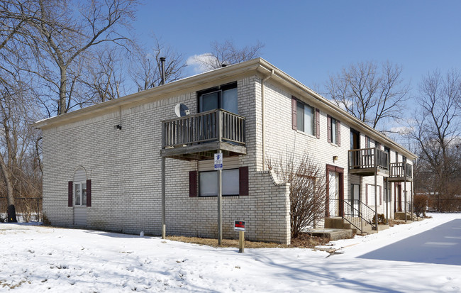 Courtyards Apartments