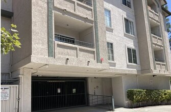 3078 Broadway, Unit 314 in San Diego, CA - Foto de edificio - Building Photo