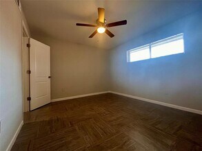 901 E 40th St in Austin, TX - Building Photo - Building Photo