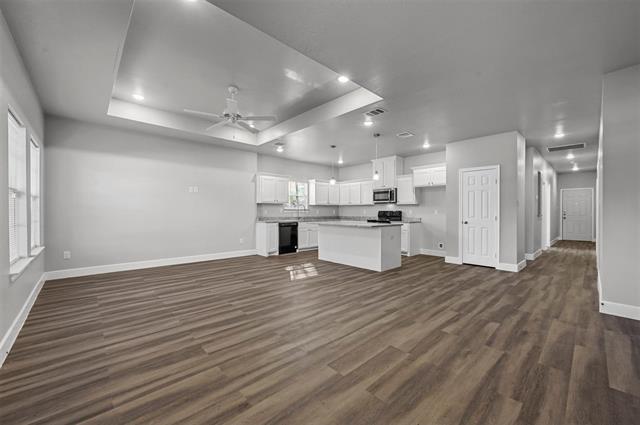 4215 Oneal St in Greenville, TX - Building Photo - Building Photo