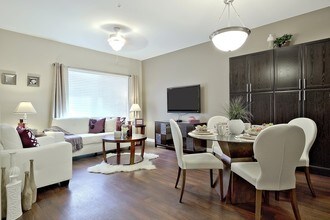 Tempo Senior Apartments in Las Vegas, NV - Building Photo - Interior Photo