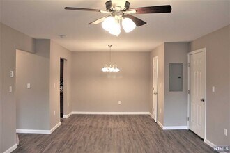 466 Liberty St-Unit -201A in Little Ferry, NJ - Building Photo - Building Photo