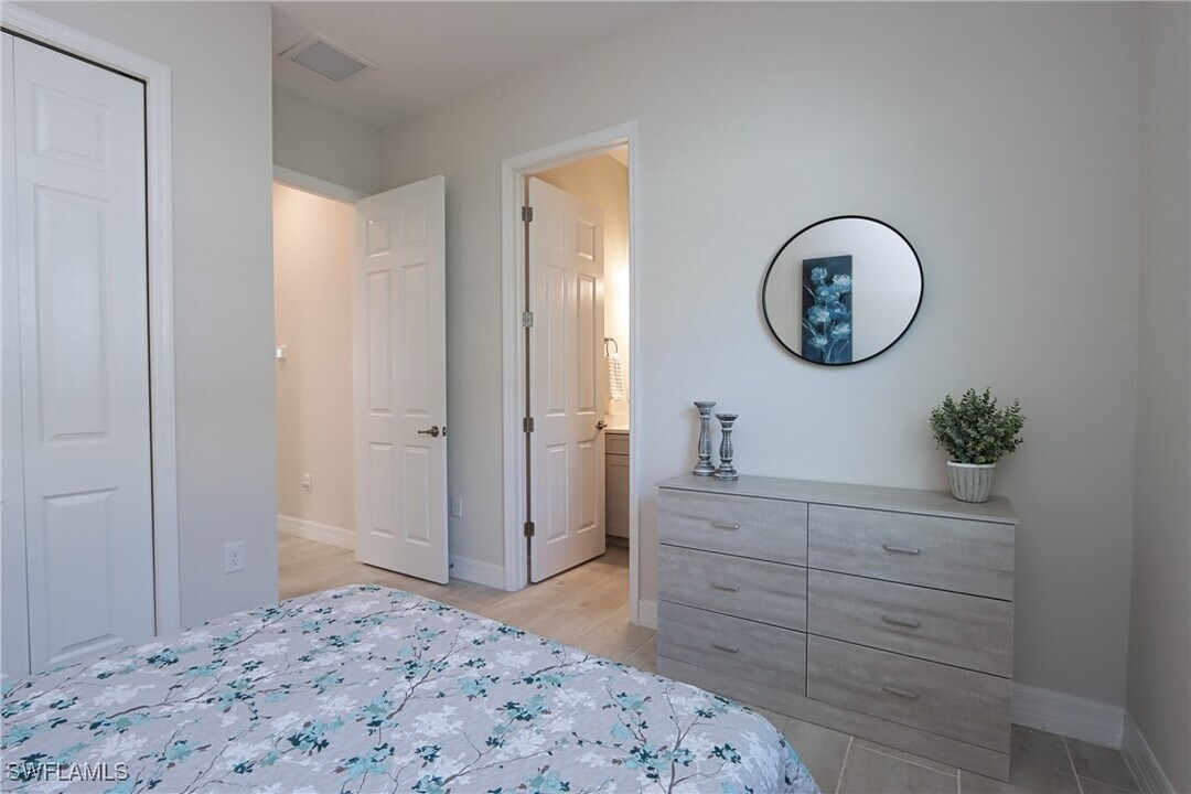 15122 Blue Bay Cir in Ft. Myers, FL - Building Photo
