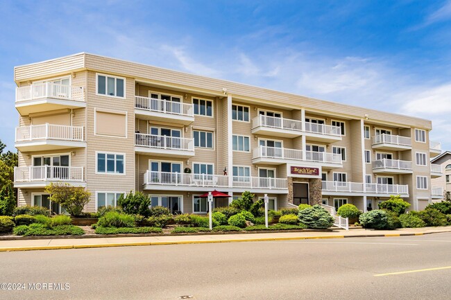 609 Ocean Ave-Unit -10 in Bradley Beach, NJ - Building Photo - Building Photo