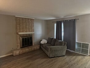 11814 Song St in San Antonio, TX - Building Photo - Building Photo