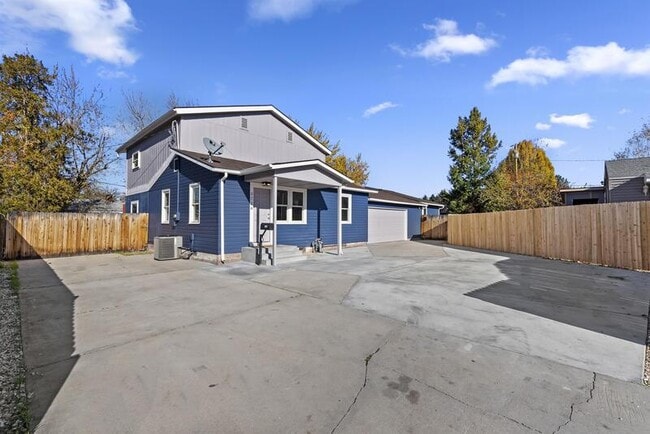3718 Custer Dr in Boise, ID - Building Photo - Building Photo