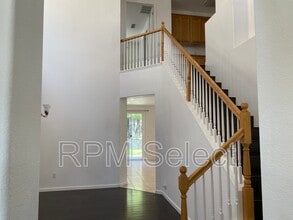 5085 Lockie Ln in Fairfield, CA - Foto de edificio - Building Photo