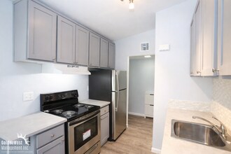 1212 N Jones Blvd in Las Vegas, NV - Building Photo - Building Photo