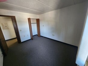 410 Short St in Ellwood City, PA - Building Photo - Building Photo