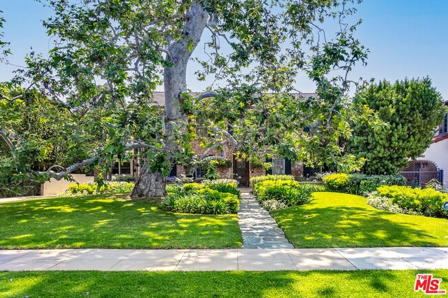 property at 612 Alta Dr