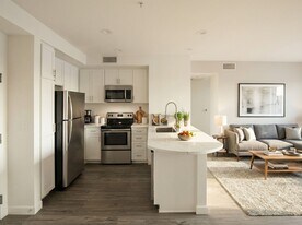 3400 Cahuenga Blvd Los Angeles, CA 90068 in Los Angeles, CA - Building Photo