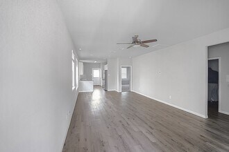 4835 Purple Wisteria Ln in Spring, TX - Building Photo - Building Photo
