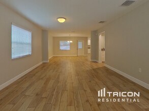 2717 W Spruce St in Tampa, FL - Building Photo - Building Photo