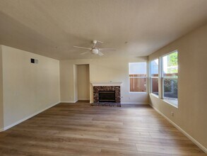 10552 Canberra Ct in San Diego, CA - Building Photo - Building Photo