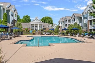 Hawthorne at the Greene in Charlotte, NC - Foto de edificio - Building Photo