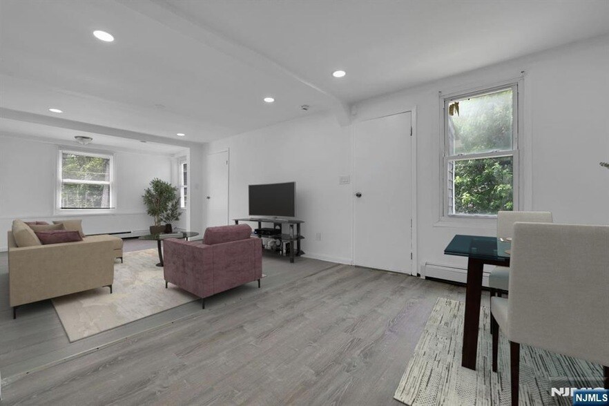 244 White St in Englewood, NJ - Building Photo