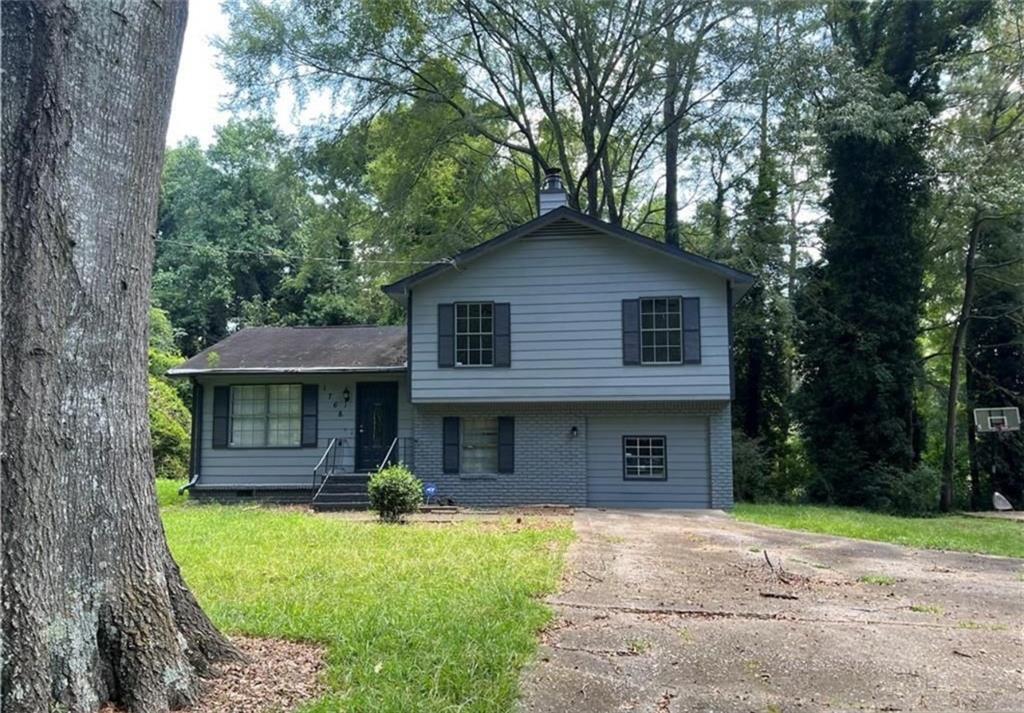 1768 Harbin Rd SW in Atlanta, GA - Building Photo