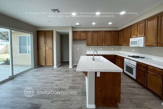 3505 Crevice Way in Perris, CA - Foto de edificio - Building Photo