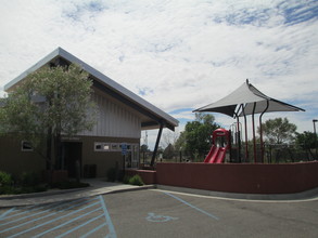 Belen Crossing Apartments in Belen, NM - Building Photo - Building Photo