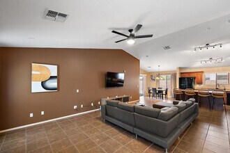 2900 E Mead Dr in Gilbert, AZ - Building Photo - Building Photo
