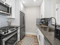 Catalina Apartments in Studio City, CA - Building Photo - Building Photo