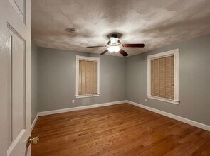 112 Boston Ave in Somerville, MA - Building Photo - Building Photo