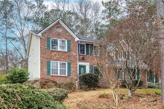 1880 Meadowchase Ct in Snellville, GA - Building Photo - Building Photo