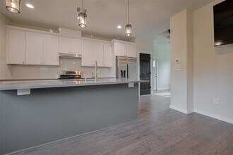 7218 Philibert Ln, Unit A in Houston, TX - Building Photo - Building Photo