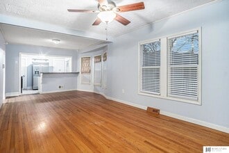 7768 Maywood St in Ralston, NE - Building Photo - Building Photo