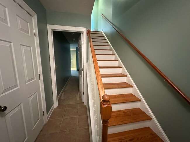 1925 Buttonwood Ct in Harrisonburg, VA - Building Photo - Building Photo