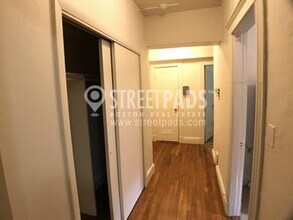 1810 Commonwealth Ave in Boston, MA - Building Photo - Building Photo