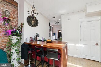 1333 Pine St in Philadelphia, PA - Building Photo - Building Photo