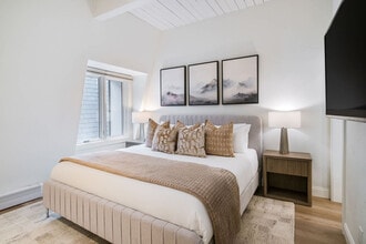 725 E Durant Ave in Aspen, CO - Foto de edificio - Building Photo