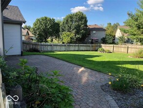 10331 Lakeland Dr in Fishers, IN - Building Photo - Building Photo