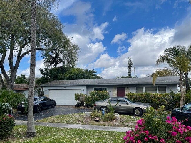 4109 Hayes St in Hollywood, FL - Building Photo - Building Photo