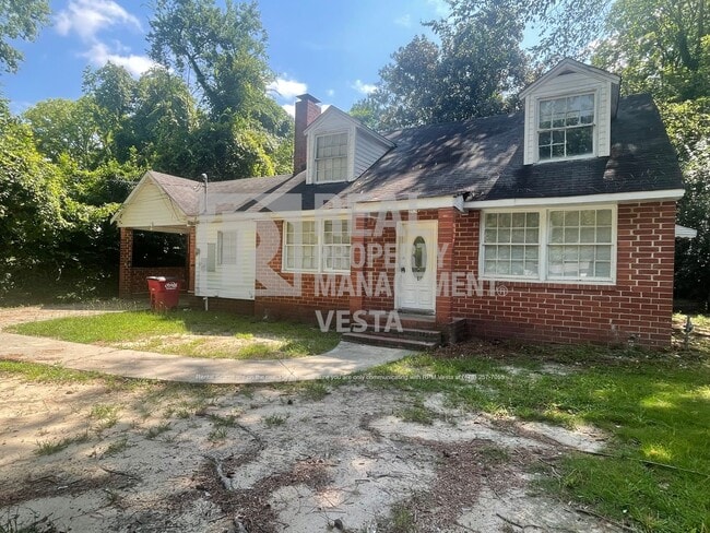 property at 1626 Selma Pl