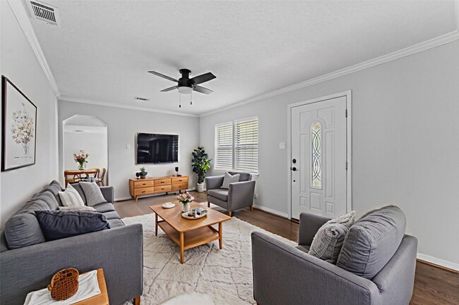 2024 Jean St in Houston, TX - Foto de edificio - Building Photo