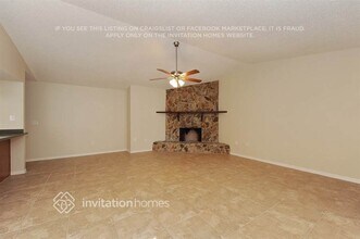10840 Peppertree Ln in Port Richey, FL - Building Photo - Building Photo